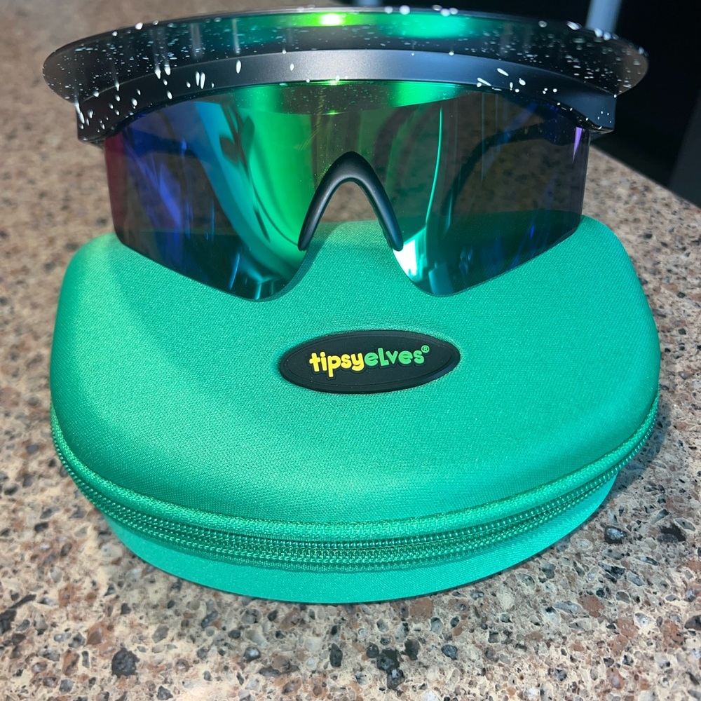 Tipsy Elves Multicolor VR Glasses with Green Case